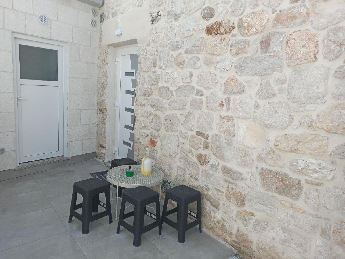 Grannyanny Διαμέρισμα Σίμπενικ Εξωτερικό φωτογραφία